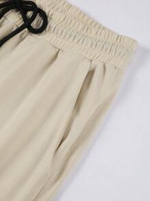 Manfinity Hypemode 男士字母圖案T恤和腰部抽繩短褲 - 卡其色 - 查看 7