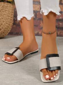 Fashionable & Comfortable Flat Sandals In Two Colors