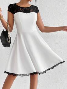 SHEIN Privé Bảng Lace tương phản Váy chữ A - trắng - Xem 2