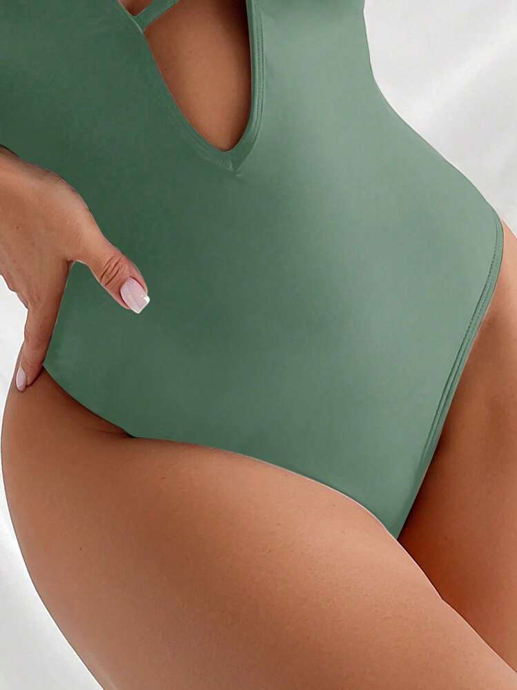 Criss Cross Plunge One Piece Swimsuit - Green - View 3