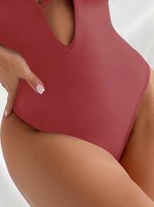 SHEIN Swim 交叉低胸连体泳衣，适合夏季海滩度假 - 紅木色 - 查看 3