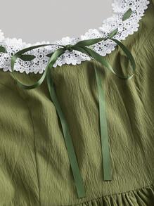 SHEIN MOD 蕾絲拼接荷葉邊前繫帶連衣裙 - 軍綠色 - 查看 4