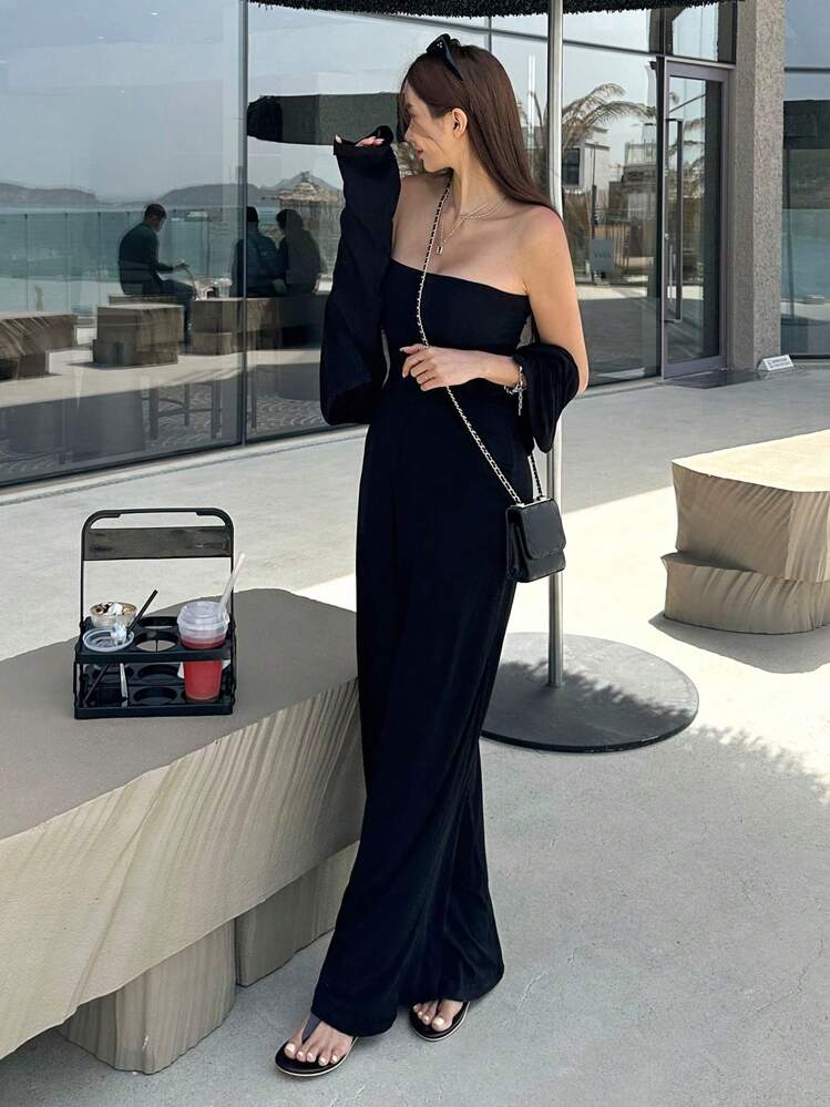 極美品✨EVERYDAY I LIKE チェーンジャンプスーツ 黒36 23SS 極美品✨EVERYDAY I LIKE チェーンジャンプスーツ 黒36 23SS