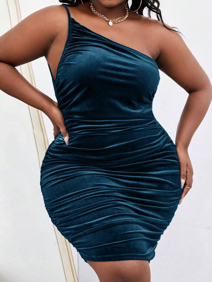 Slaydiva Plus One Shoulder Ruched Velvet Bodycon Dress - Navy Blue - View 1