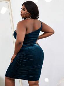 Slaydiva Plus One Shoulder Ruched Velvet Bodycon Dress - Navy Blue - View 2