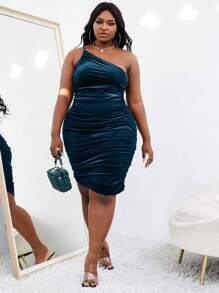 Slaydiva Plus One Shoulder Ruched Velvet Bodycon Dress - Navy Blue - View 4