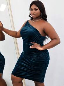Slaydiva Plus One Shoulder Ruched Velvet Bodycon Dress - Navy Blue - View 5