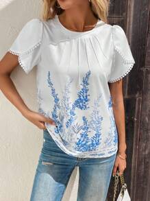 SHEIN LUNE Floral Print Petal Sleeve Plicated Detail Guipure Lace Trim Blouse - White - View 3