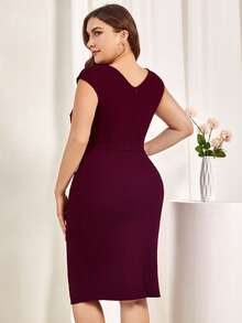 MIUSOL Vestido de trabajo ajustado de escote de corazón talla grande - Burdeos - Ver 2