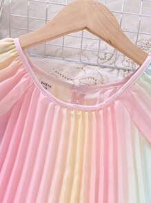 SHEIN Tween Girl Round Neck Short Sleeve Rainbow Pleated Dress For Vacation And Daily Wear, Summer