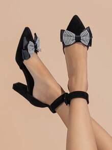 Sandalias negras de tacón grueso y cómodo de tacón alto para mujer, de ante sintético y con diseño calado - Negro - Ver 6