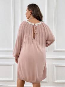 SHEIN Clasi Plus Guipure Lace Trim Raglan Sleeve Jumper Dress - Dusty Pink - View 2