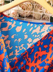 SHEIN Holidaya Plus Allover Print Belted Dress - Multicolor - View 4