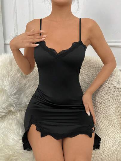 Snug Zone Camisón de pijama con borde de encaje y borde dividido