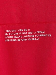 Manfinity RebelGame 男士標語圖案袋鼠口袋抽繩連帽衫 - 紅色 - 查看 3