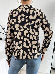 SHEIN Privé 滿版印花垂領襯衫 - 黑色 - 查看 2