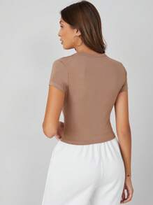 SHEIN BASICS Top corto unicolor de manga de casquillo - Marrón Mocha - Ver 3