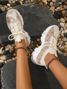 Fall/Winter Women's Fashion Khaki Plus Size Contrast Color Patchwork Breathable Mesh Running Sneakers - Brown - View 4