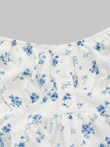 SHEIN MOD Top Cami De Verano Con Estampado Floral Y Plisado En El Busto Con Botones Falsos, Lazo En La Parte De Atrás Y Volantes - Azul y blanco - Ver 3