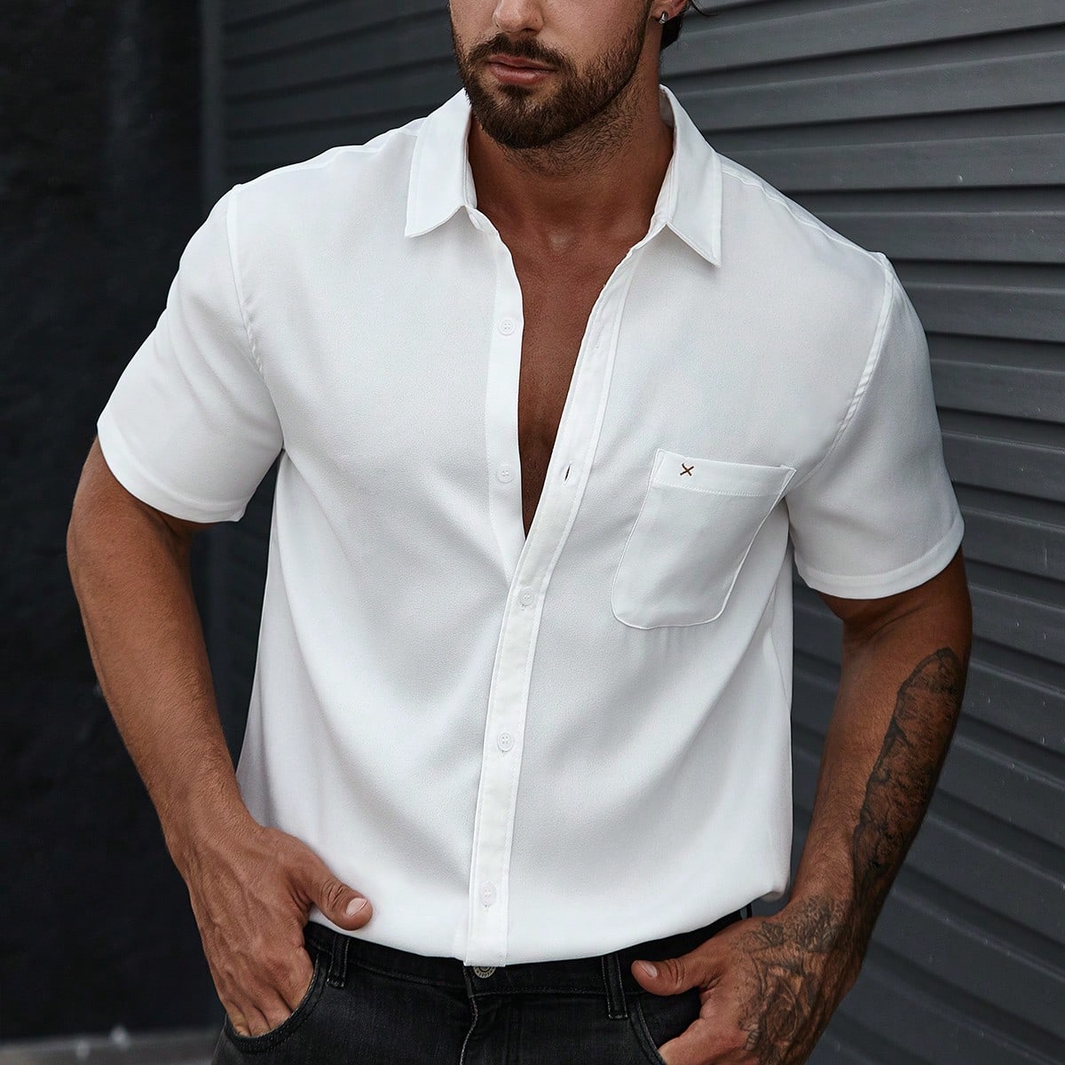 Hombres Camisa con bolsillo delantero con botón