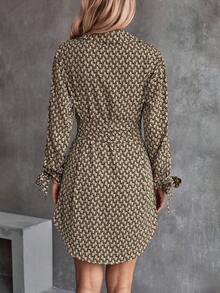 SHEIN Clasi 滿版印花打結袖口腰帶襯衫連衣裙 - 棕色 - 查看 2