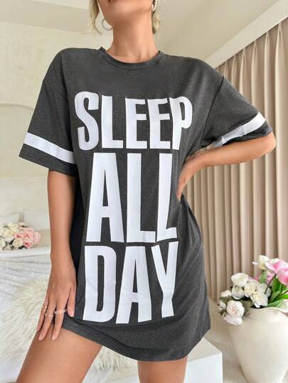 Slogan Graphic Drop Shoulder Pajama Nightdress