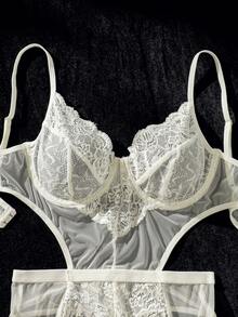 Body teddy con encaje floral con abertura - Blanco - Ver 4