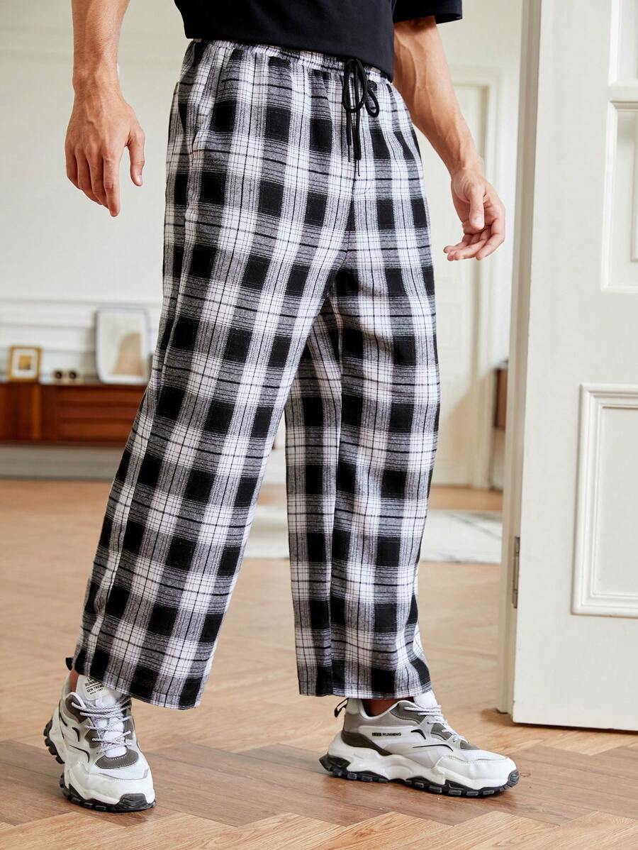 Manfinity Hypemode Men Plaid Print Drawstring Waist Pants - Black and White - View 1