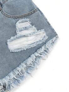 SHEIN EZwear 大碼破洞毛邊牛仔短褲 - 淺色水洗藍 - 查看 5