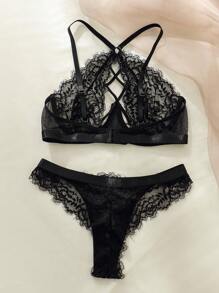 Classic Sexy Floral Lace Underwire Lingerie Set - Black - View 7