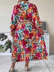 Breezaya 大碼印花百褶下擺繫腰帶連衣裙