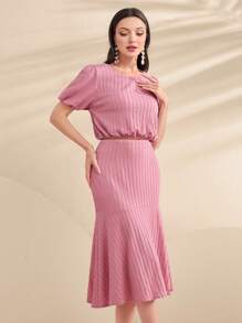 Modelyn Puff Sleeve Top & Mermaid Hem Skirt - Pink - View 3