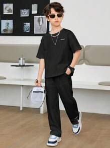 SHEIN Leap Crew Tween Boy Letter Graphic Drop Shoulder Tee & Trousers - Black - View 1