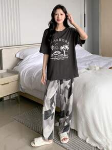 DAZY 字母图案落肩T恤和裤子休闲套装睡衣