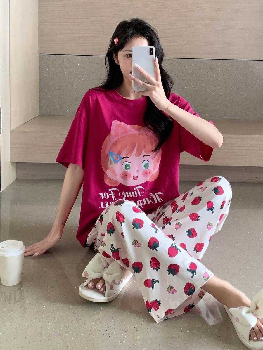 DAZY Figure & Slogan Graphic Drop Shoulder Tee & Strawberry Pattern Trousers Lounge Set - Hot Pink - View 1