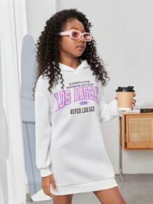 SHEIN Chica preadolescente Vestido con capucha con estampado de slogan de hombros caídos - Blanco - Ver 5