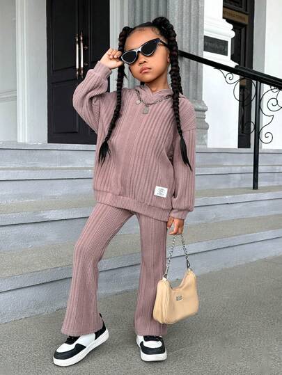 SHEIN Ung flicka Påsydd Text Nedhasade aclar Hoodie & Byxor med Utsvängda Ben