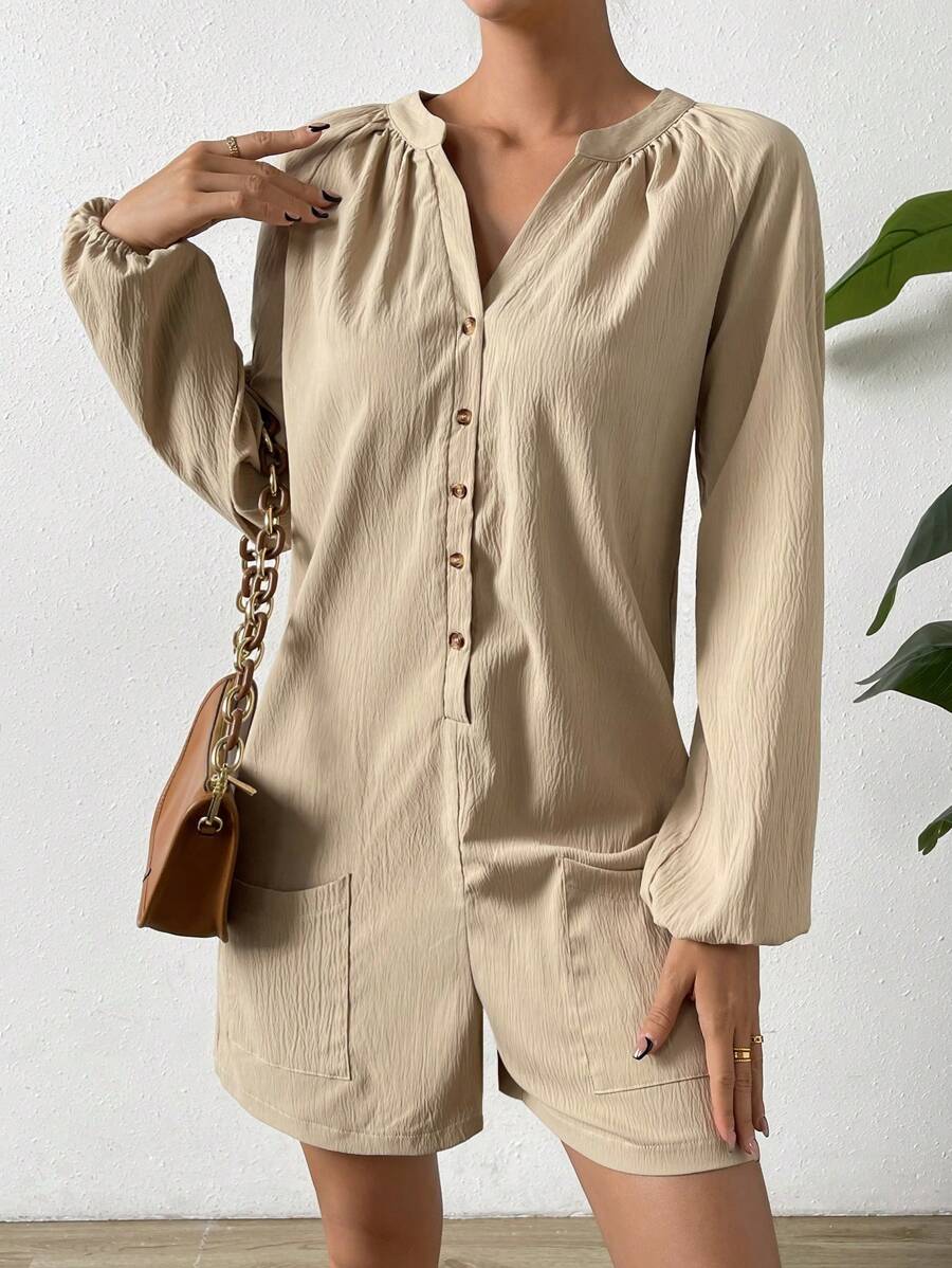 SHEIN LUNE 缺口領插肩袖口袋貼布連身短褲 - 杏色 - 查看 1