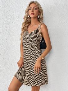 SHEIN Privé 滿版印花吊帶連衣裙