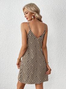 SHEIN Privé 滿版印花吊帶連衣裙