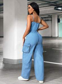 SHEIN SXY 側翻蓋口袋牛仔吊帶連體褲 - 淺色水洗藍 - 查看 2