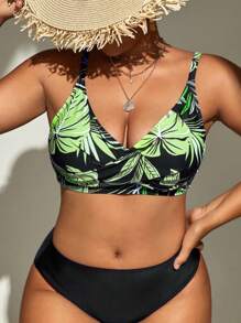 Swim Lushoire Summer Beach Plus Tropical Print Bikini Top - Green - View 1