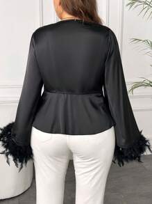 SHEIN LUNE Hơn 	
Fuzzy Cổ tay áo Nút phía trước Xa ten Áo sơ mi - màu đen - Xem 2