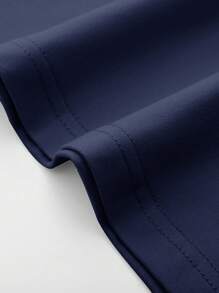 Manfinity LEGND Men Contrast Trim Pocket Patched Tee - Navy Blue - View 3