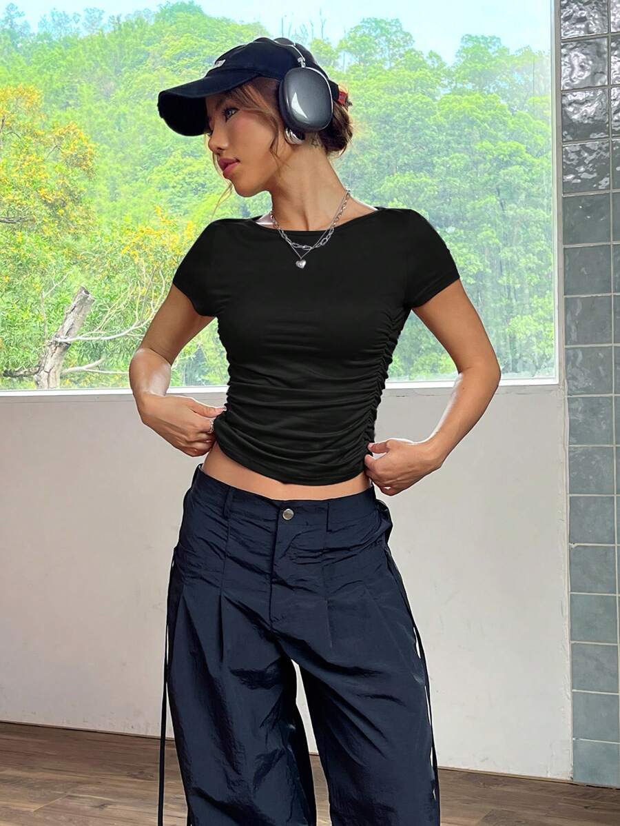 SHEIN EZwear 夏季黑色y2k實心褶皺短袖上衣 - 黑色 - 查看 1