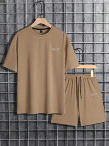 Manfinity Homme Loose Fit Men's Letter Graphic Drop Shoulder T-Shirt & Drawstring Waist Shorts - Khaki - View 4
