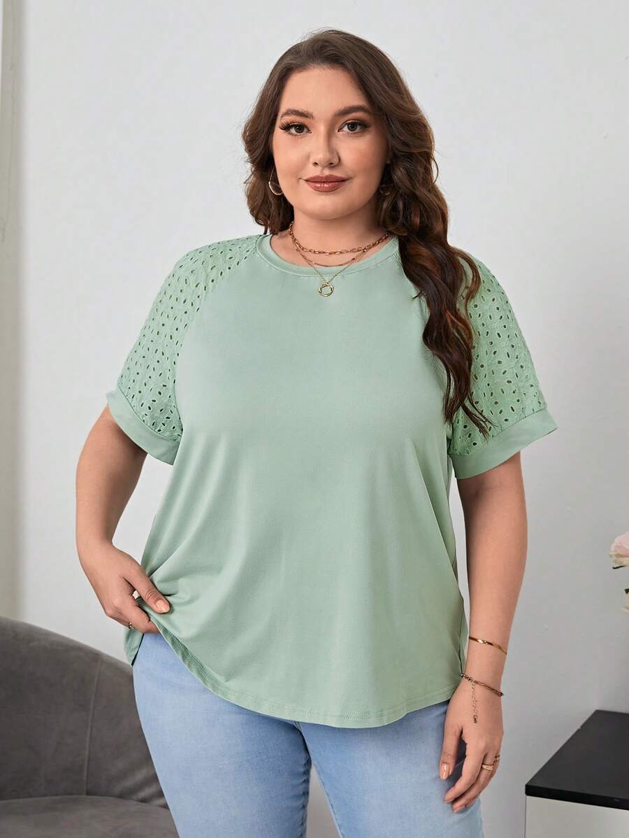 SHEIN Essnce Plus Eyelet Embroidery Raglan Sleeve Tee - Mint Green - View 1