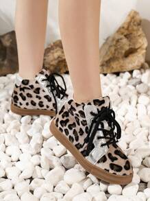 孩子們運動&休閒鞋適合女孩,豹紋印花前綁帶板鞋