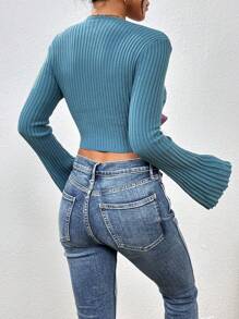 Chiquease Two Tone Knot Front Trumpet Sleeve Crop Cardigan - Multicolor - View 2