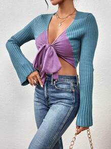 Chiquease Two Tone Knot Front Trumpet Sleeve Crop Cardigan - Multicolor - View 4